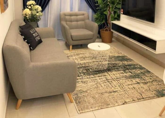 Durable wool rugs UAE