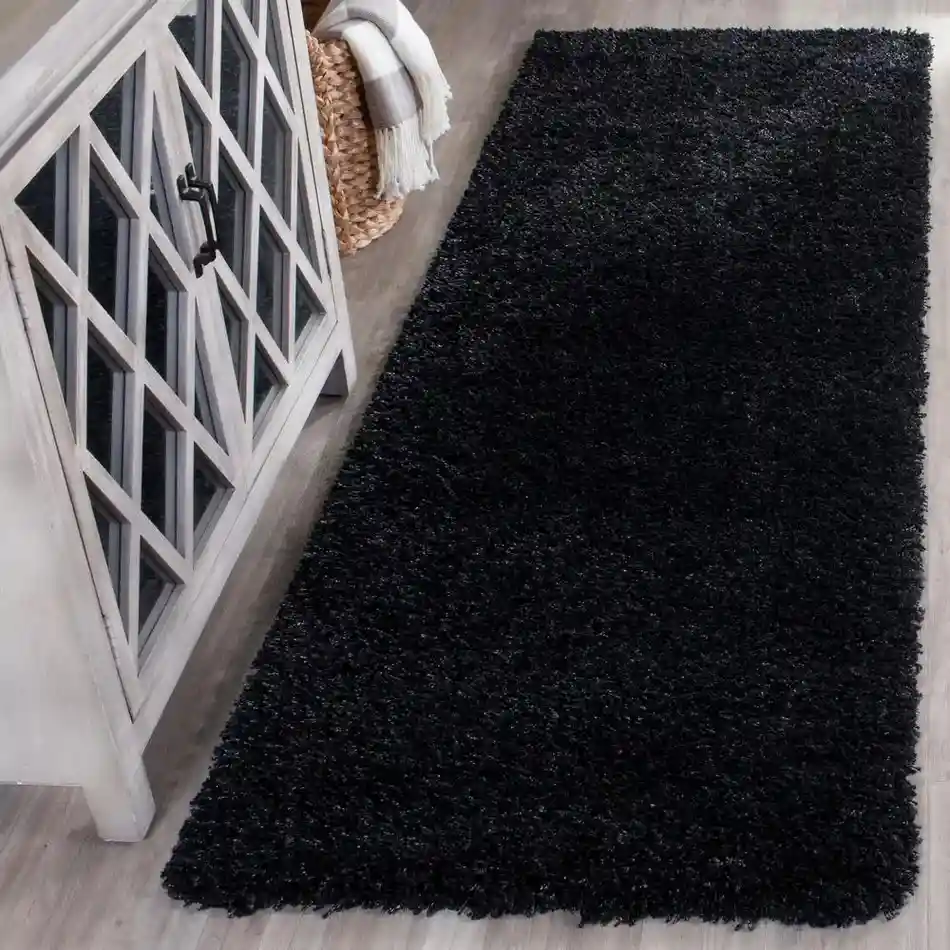 Black Shaggy Carpet For Balcony