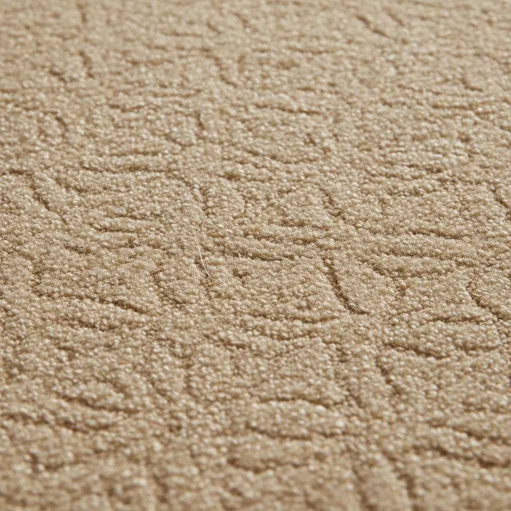 Suite Nylon Plush - Image 2